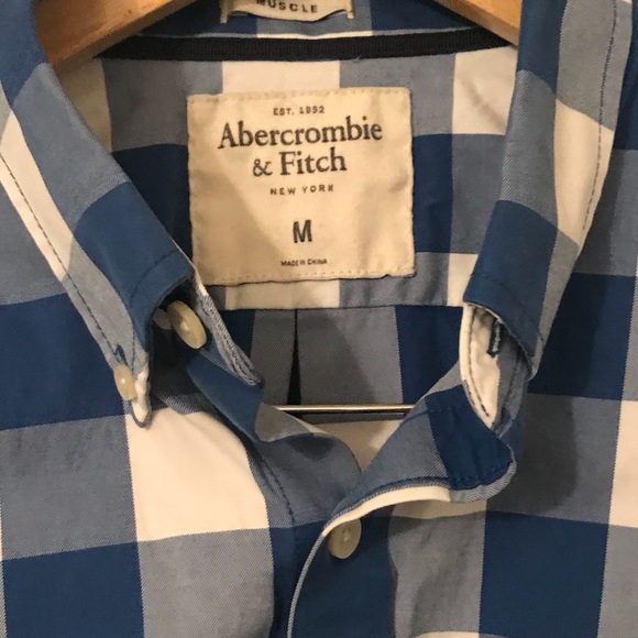 NWOT Abercrombie Blue Checker Button Up - Picture 2 of 3